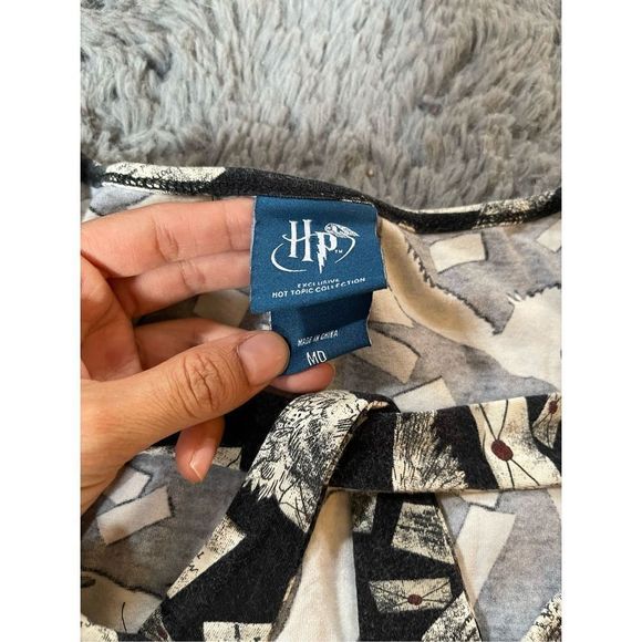 Harry Potter hot topic collection letter and owl printed fit and flare skater mi - Picture 7 of 7